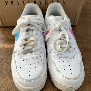 NIKE AIR AF1 BUTTERFLY SNEAKERS